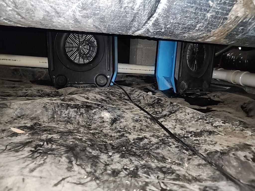 crawl space, how to control humidity in crawl space